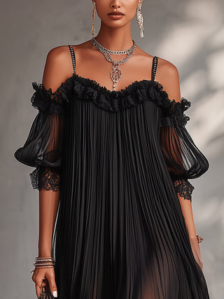 Camille | Robe Mini en Mousseline Noire à Épaules Dénudées et Bordure en Dentelle