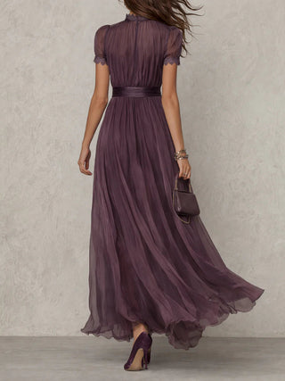 Prunelle | Robe Maxi en Mousseline Violette, Col Cœur, Bordure Dentelle