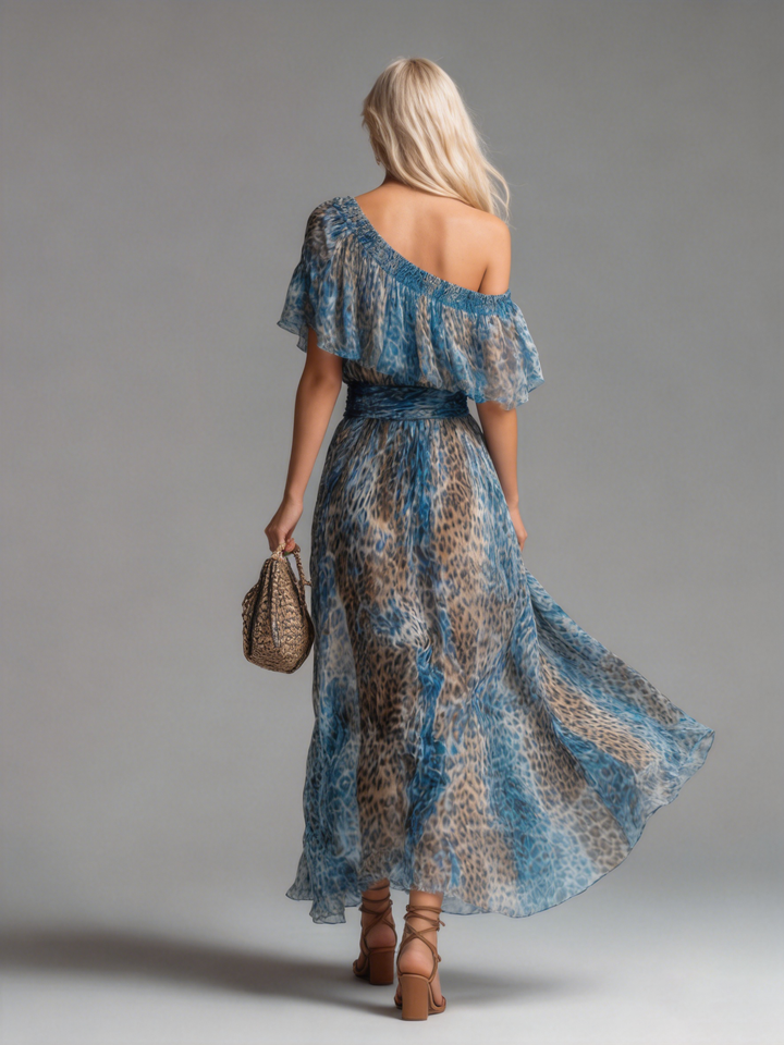 Sauvage | Robe longue en mousseline à imprimé léopard et épaules dénudées